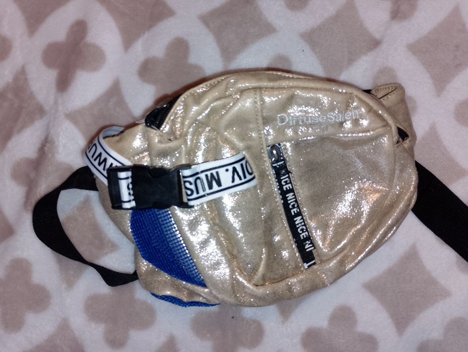 Продам сумку prada
