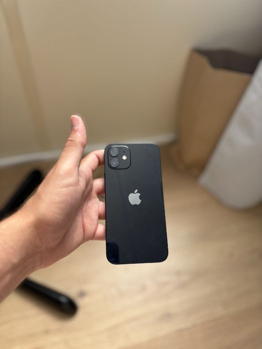 Iphone 12 64G 79% bateria