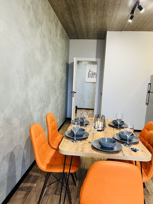 Подобово. Дизайнерська 2-х кімнатна квартира у стилі «ЛОФТ»