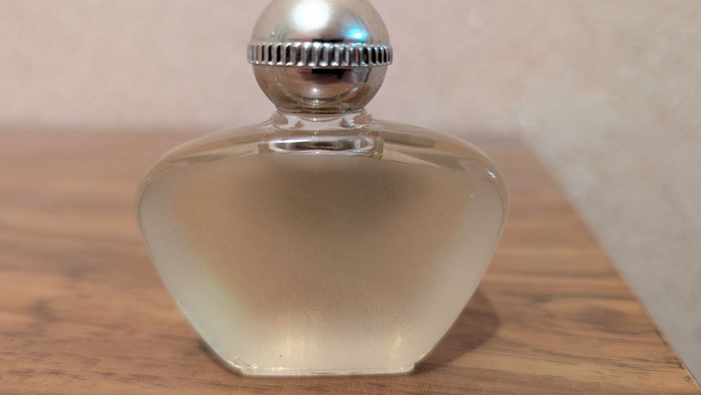 Вінтажні жіночі  парфуми "Білі Троянди" , Narciso Rodriguez,Vanitas