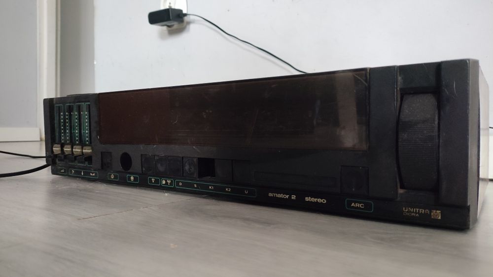 Unitra Diora Amator 2 Stereo – uszkodzony, brak przycisku, na części