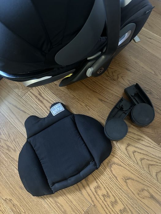 Cybex Cloud Z i-Size + Adaptery