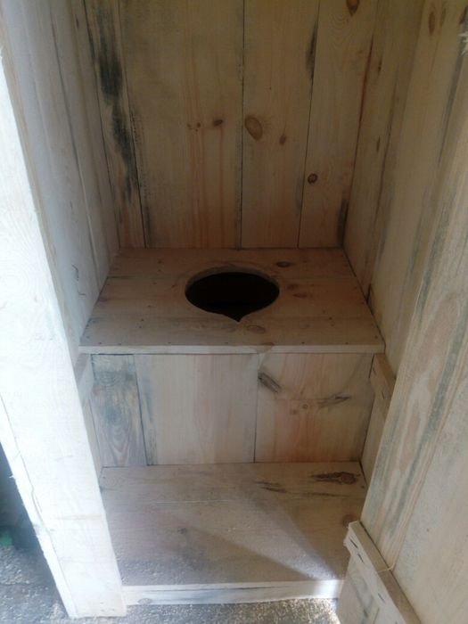 Toaleta wc kibel latryna