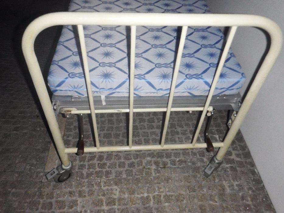 Cama hospitalar