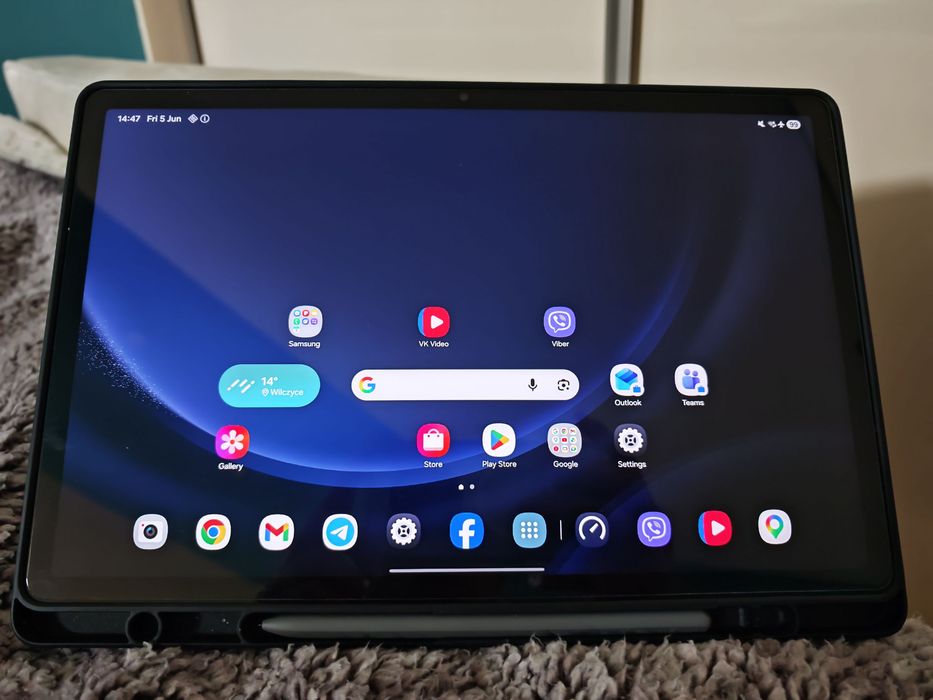 Tablet Samsung Galaxy Tab S9 FE+ 5G (8/128 GB) + etui, szkła