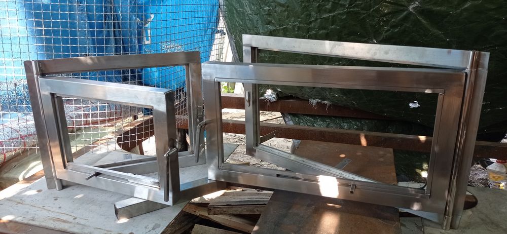 Дверца нержавейка