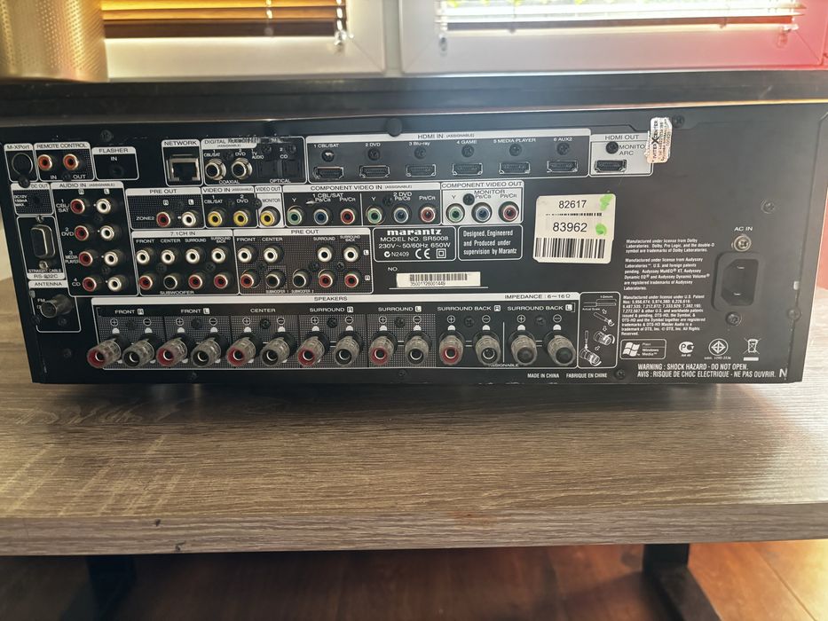Marantz SR5008.