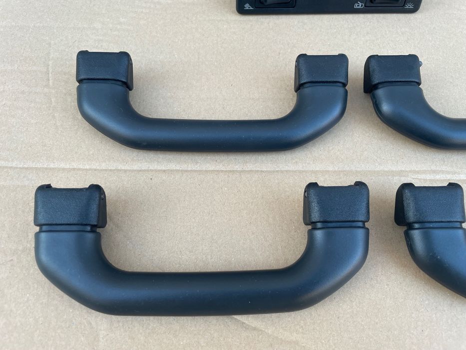 Pegas do tecto e plafonier Golf 3 em preto Originais