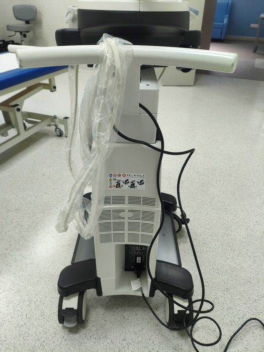 Ecografo GE Logiq P9 XDclear R4.5 com 2 sondas - excelente estado