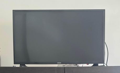 TV Samsung 32” muito boa calidade de imagem e som