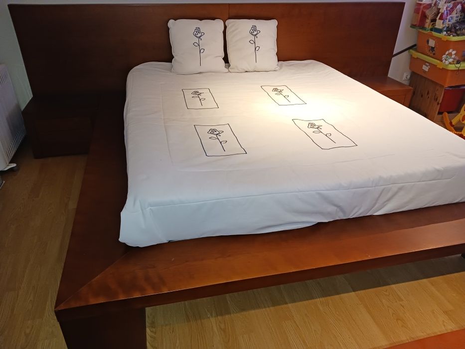 Cama de casal da Antarte