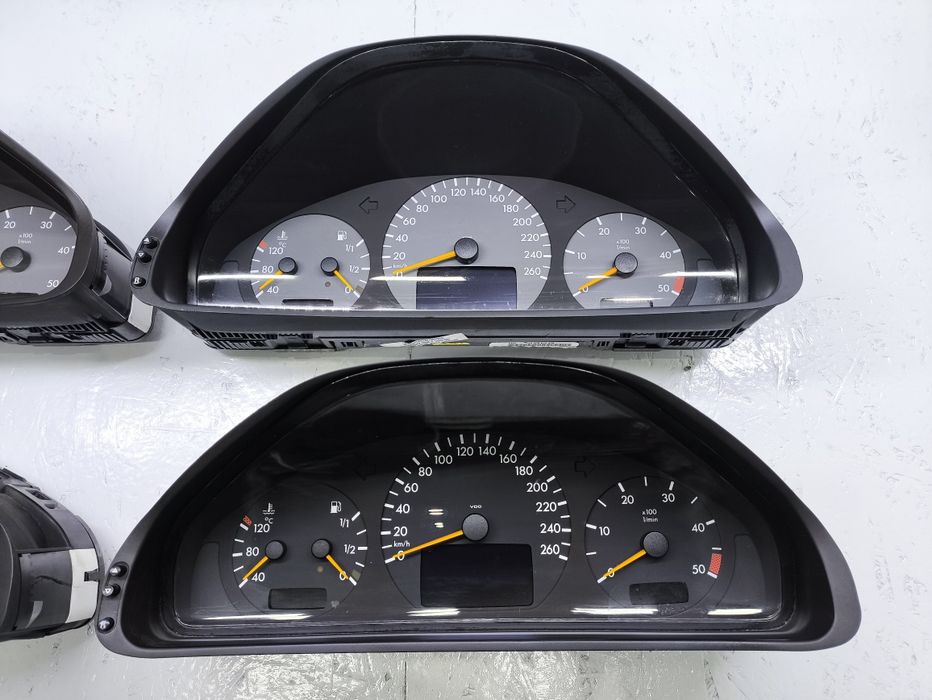 щиток приборів приборка  Mercedes w210 E-class Мерседес w210 оригінал