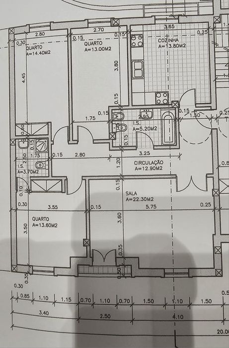 Apartamento t3 com parqueamento