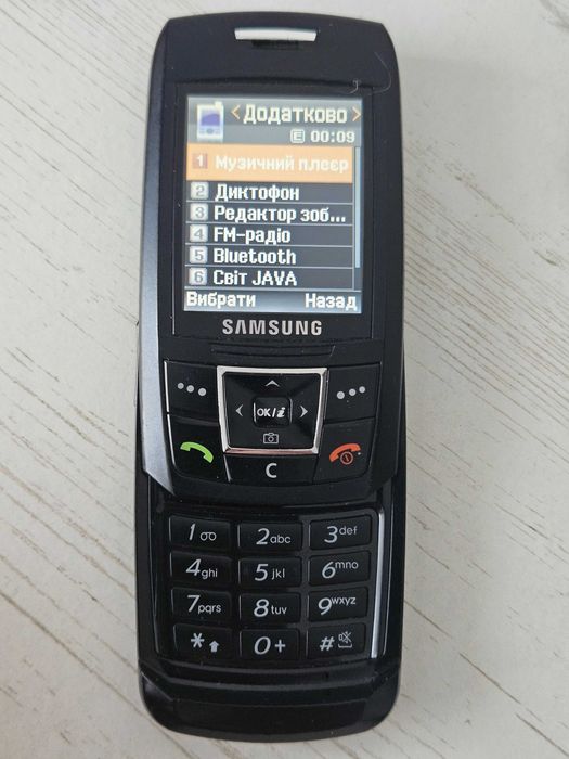 Samsung SGH-E250  слайдер ретро вінтаж