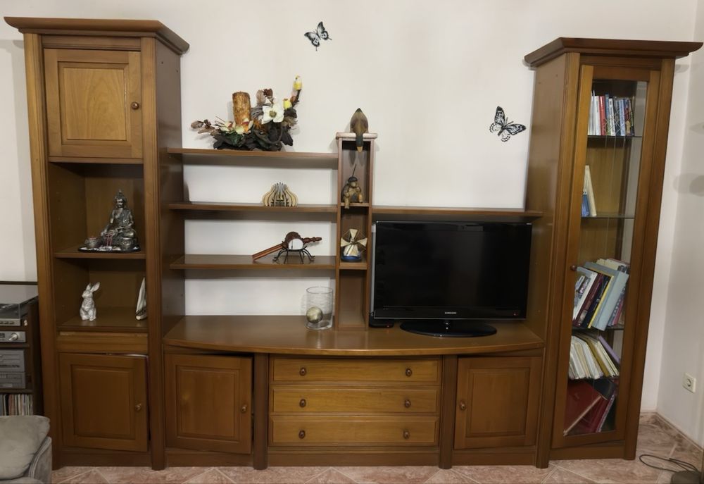 Movel / estante de sala