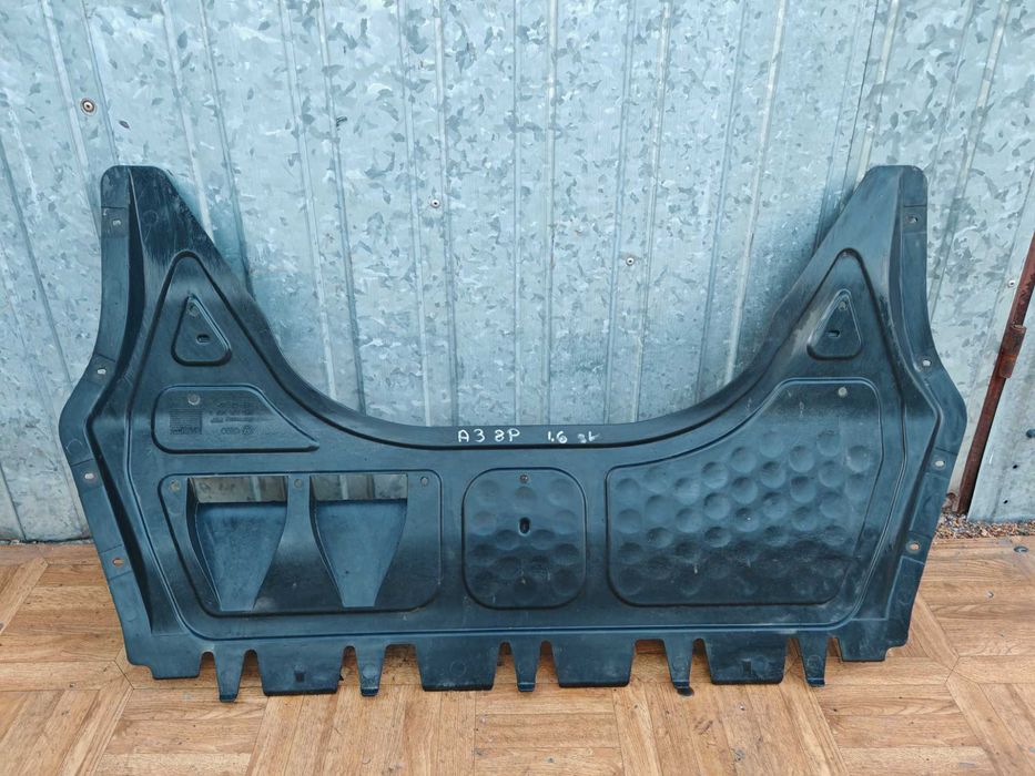 Audi A3 8P Osłona  dolna silnika pod silnik