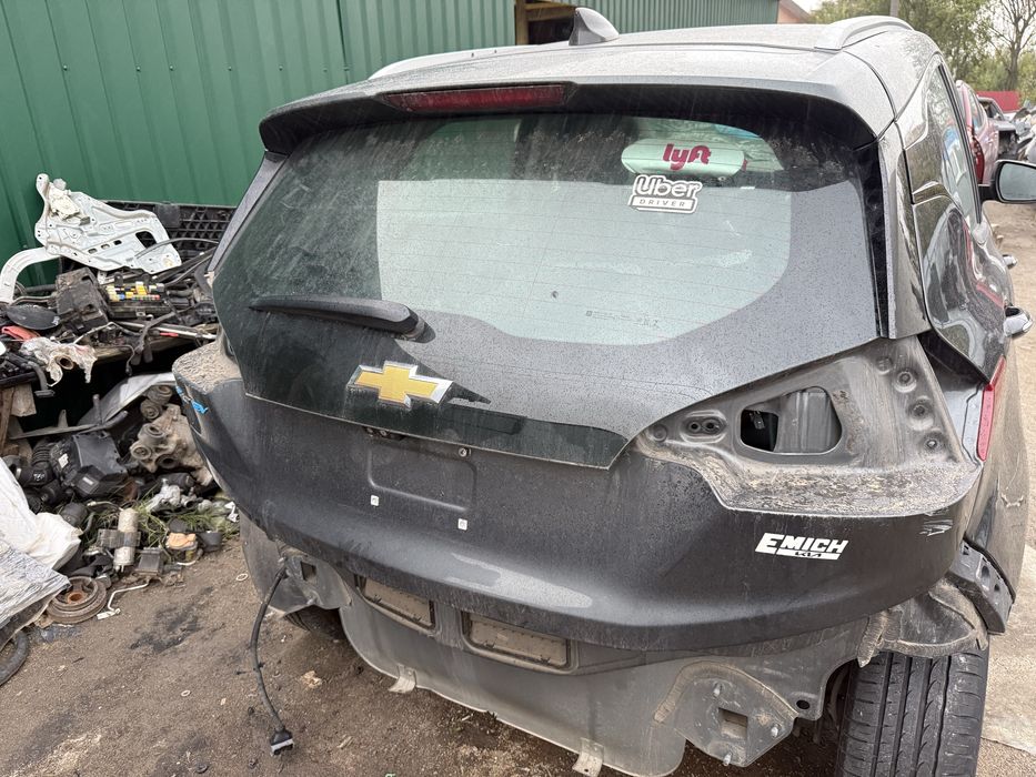 Крышка багажника CHEVROLET BOLT EV кришка ляда болт запчасти разборка