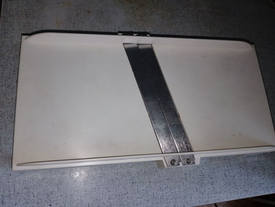 Набір металевих банок,кип'ятильник, черпак ,скляні банки для сипучих .