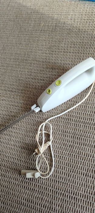 Nóż elektryczny kuchenny selecline używany stan b dobry