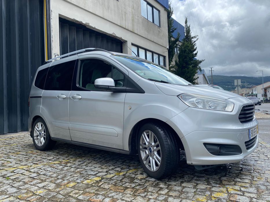 Ford tourneo courier 1.0 100 cv