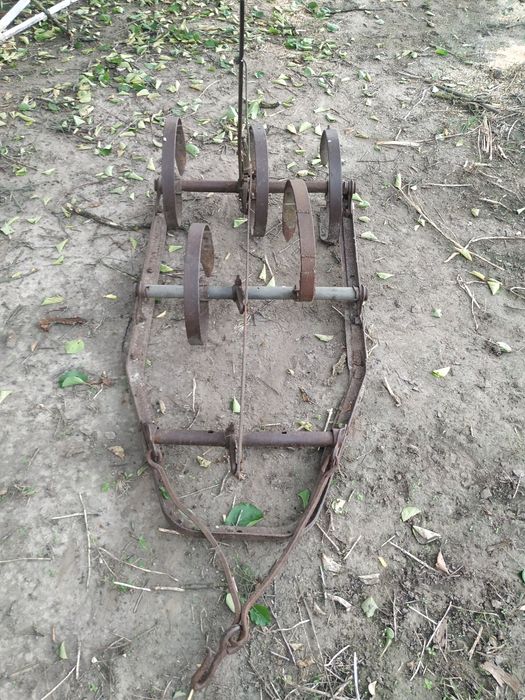 Продам срочно культиватор спружинувка