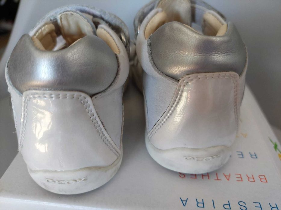 Sandalias Geox n. 24