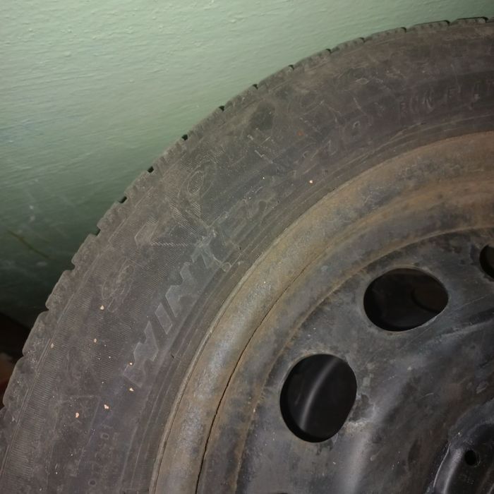 Резина шины зиммние RunFlat 195/55/16