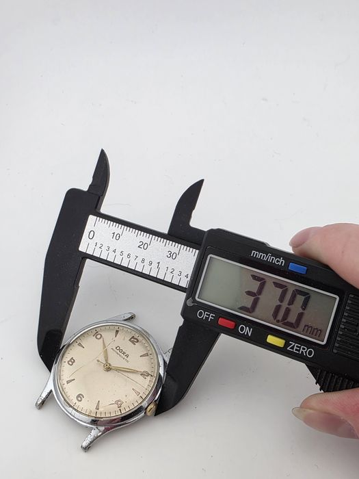 Zegarek Doxa Antimagnetique Vintage 37mm – Sprawny!
