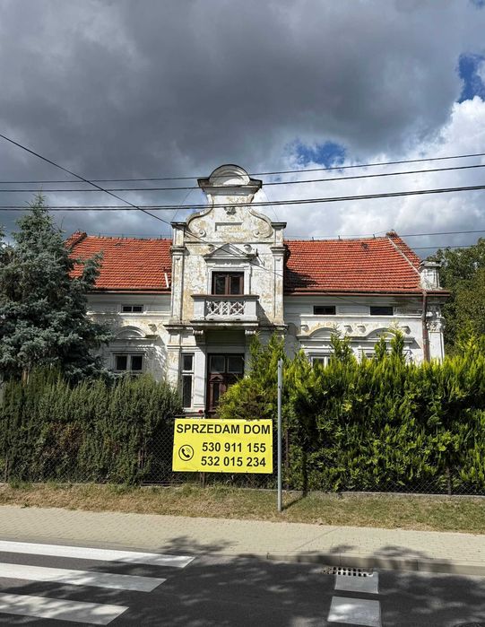 Dom z działką na sprzedaż