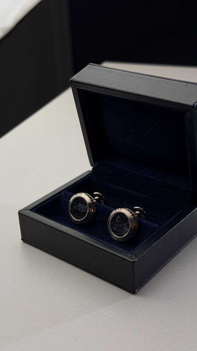 Золотые запонки Breguet