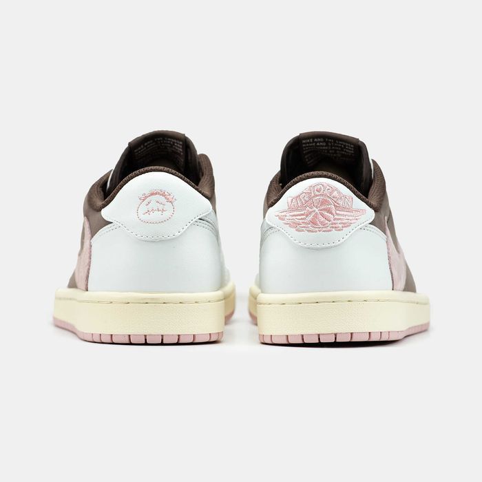 Жіночі Кросівки Nike Air Jordan 1 Low x Travis Scott 36-41