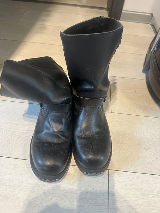 Sprzedam skórzane buty na motocykl