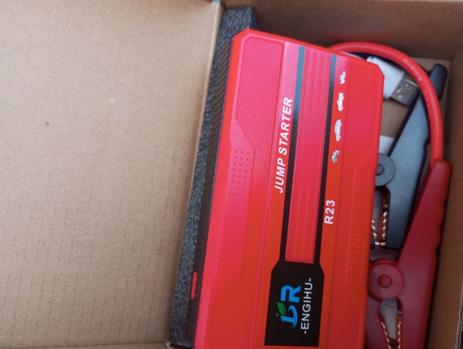 Бустер пусковий пристрій для авто