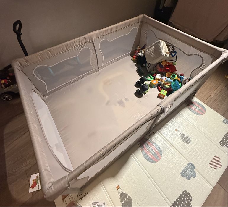 Дитячий манеж Lionelo