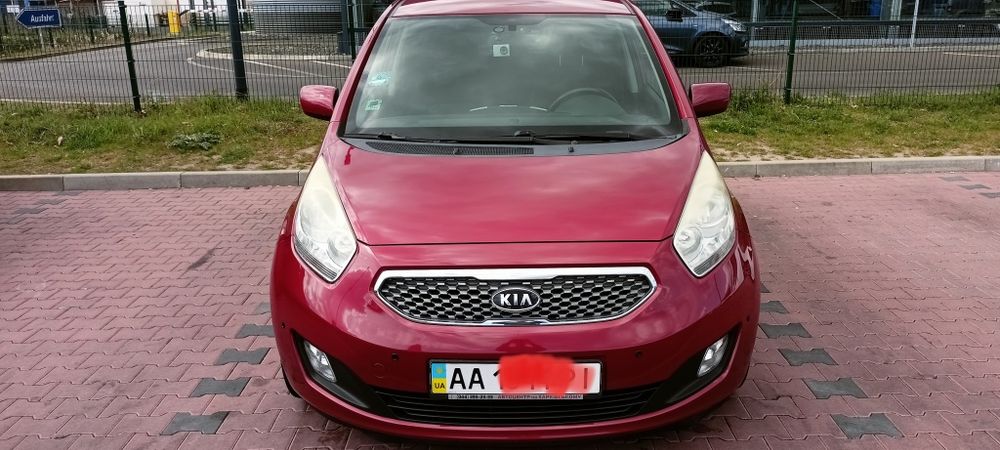 продам Kia Venga 1.6