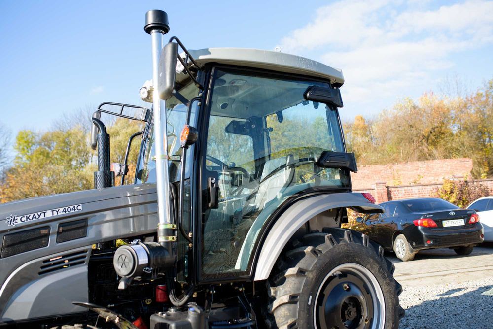 Трактор Скаут 404С широкая резина