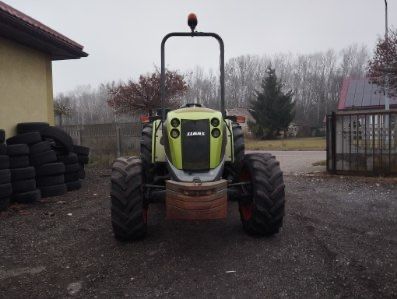 Ciagnik sadowniczy CLASS NECTIS 247