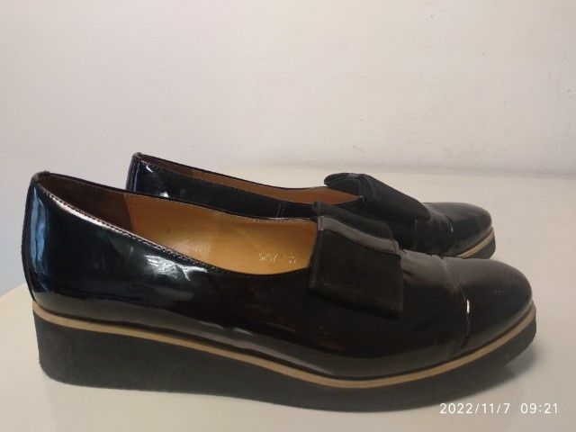 Skórzane buty Sagan r. 39