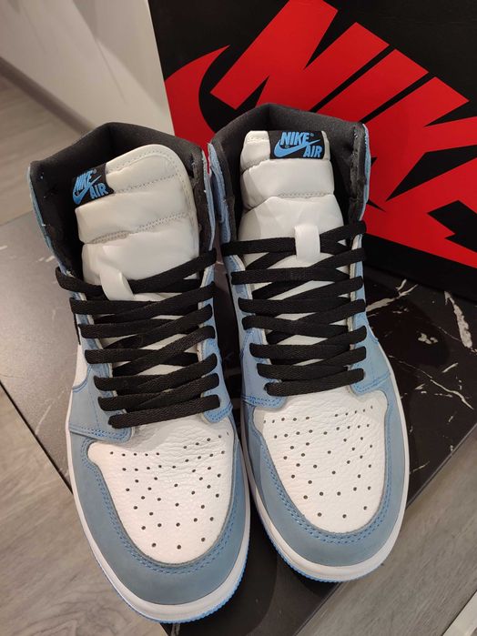 Кросівки Air Jordan 1 Retro High OG 'University Blue'