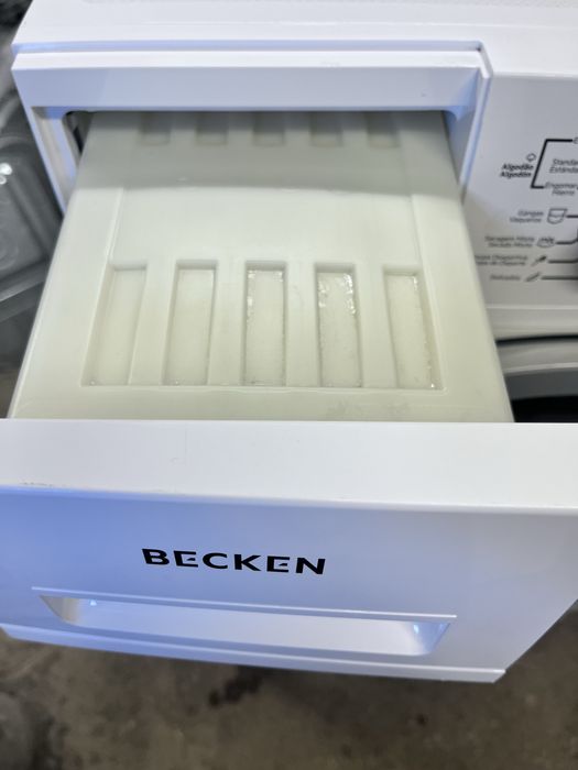 Maquina de secar roupa Becken 8kg