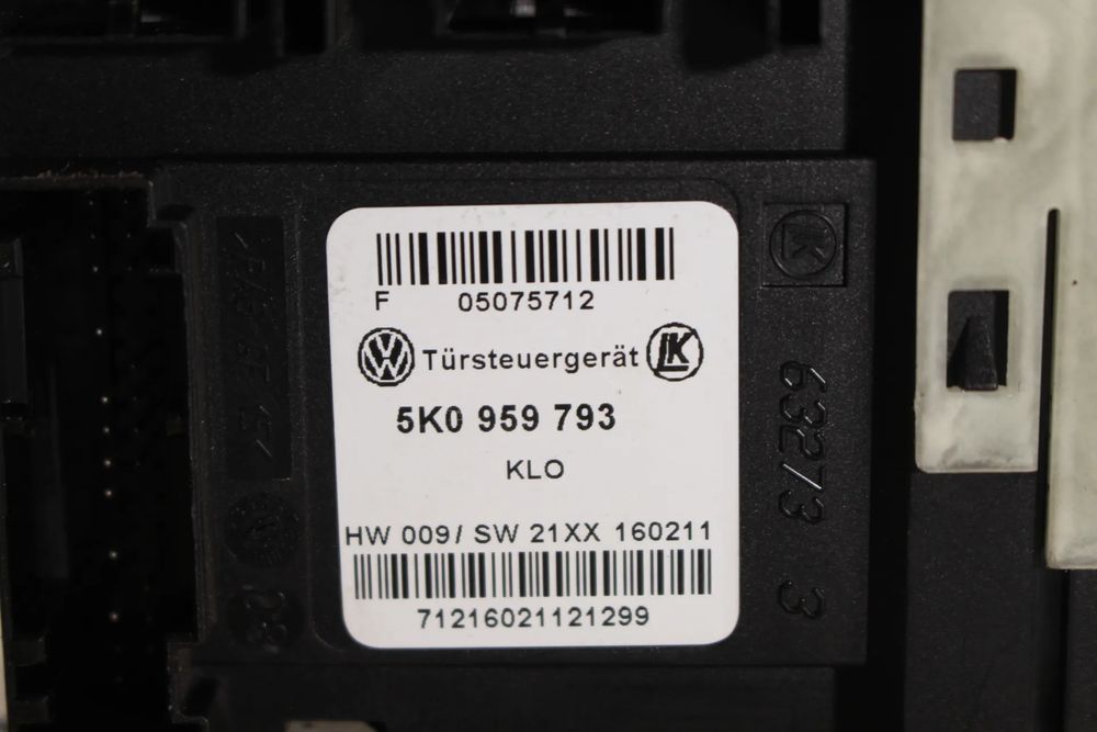 Motor vidro frente esquerdo VOLKSWAGEN Golf VI (5K1)