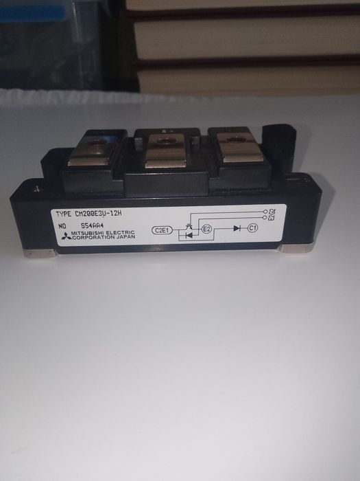 Модуль Mitsubishi CM200E3U-12H