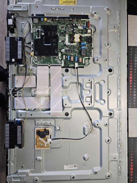 Telewizor Samsung 43" UE43NU7122K uszkodzony