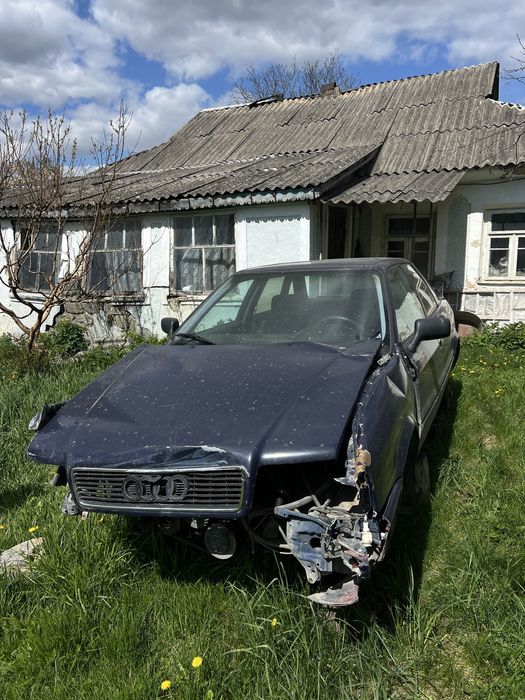 Машина Audi 80 b4 . Машина на ходу