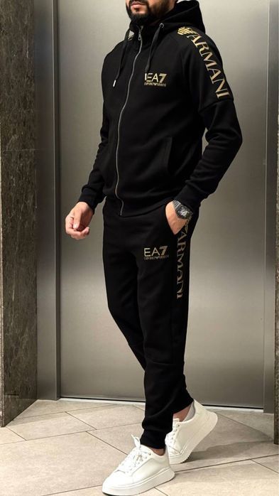 Armani emporio костюм спортивный с золотом оригинал черный штаны кофта