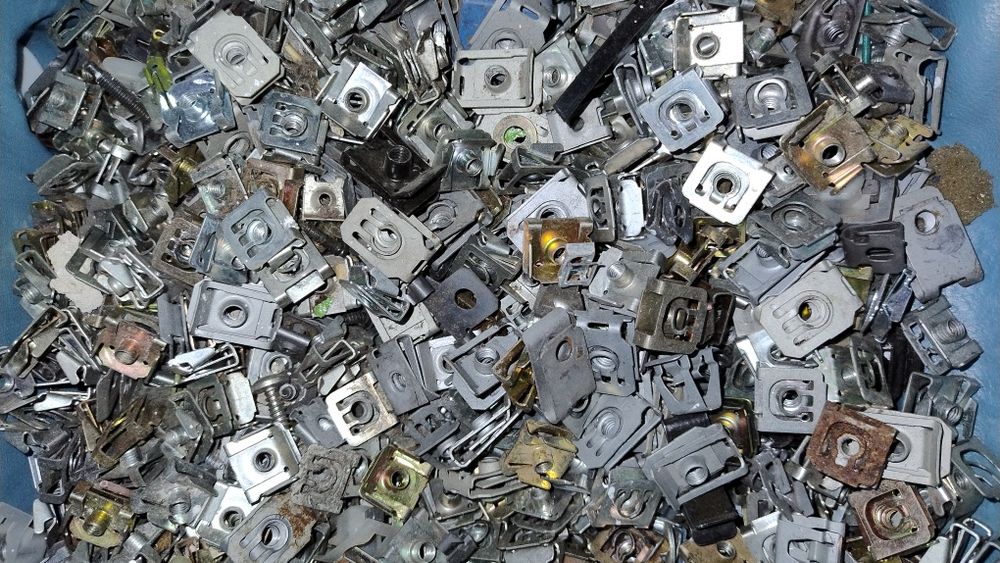 Гайка листова м5,М6