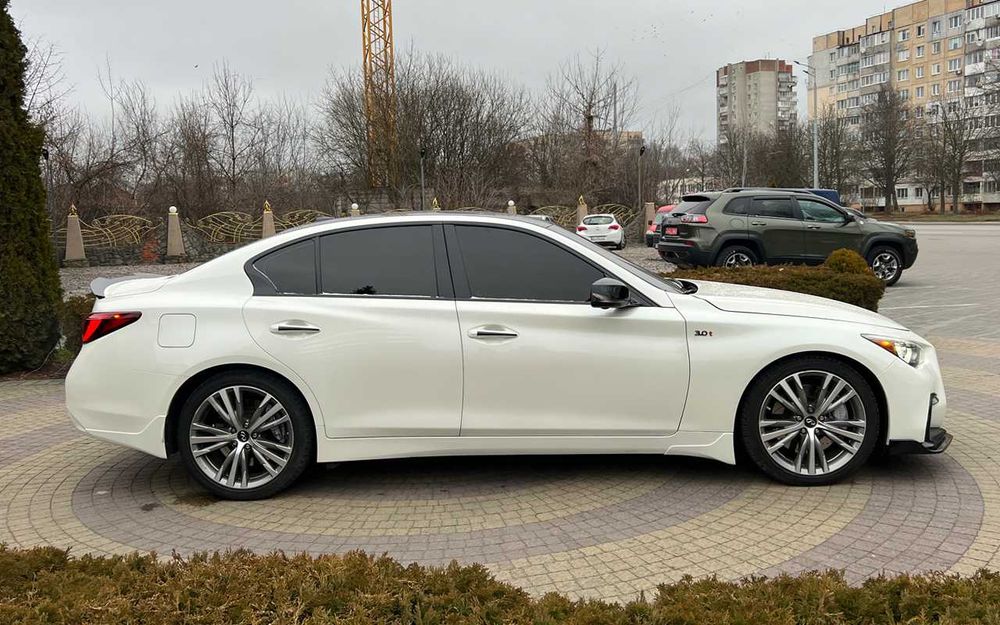 Infiniti Q50 2017