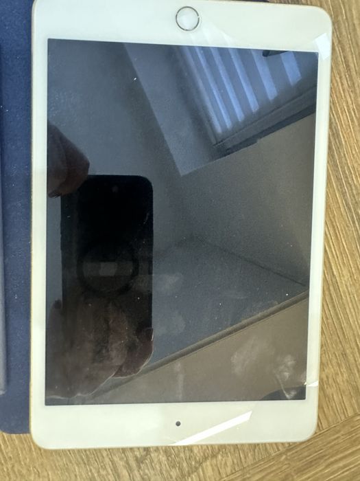 Ipad mini 4 złoty Marki • OLX.pl