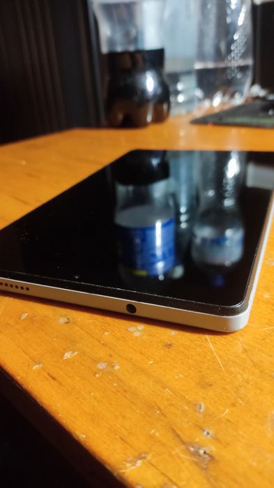 Lenovo tab m8 4th Gen, 2/32, android 13