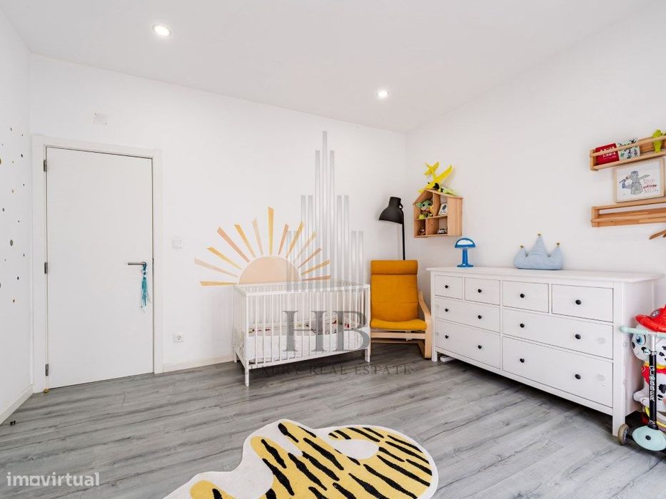 Apartamento T2+1 em Queluz